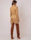 Macaquinho de Camurça Estilo Blazer Manga Longa