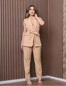Conjunto Feminino de Alfaiataria Social com Colete Forrado e Calça Elegante