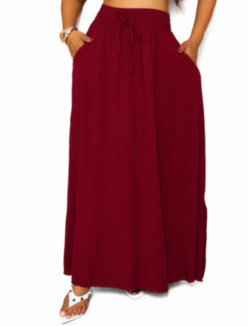 Saia Longa em Tecido Leve com Fenda Lateral e Forro