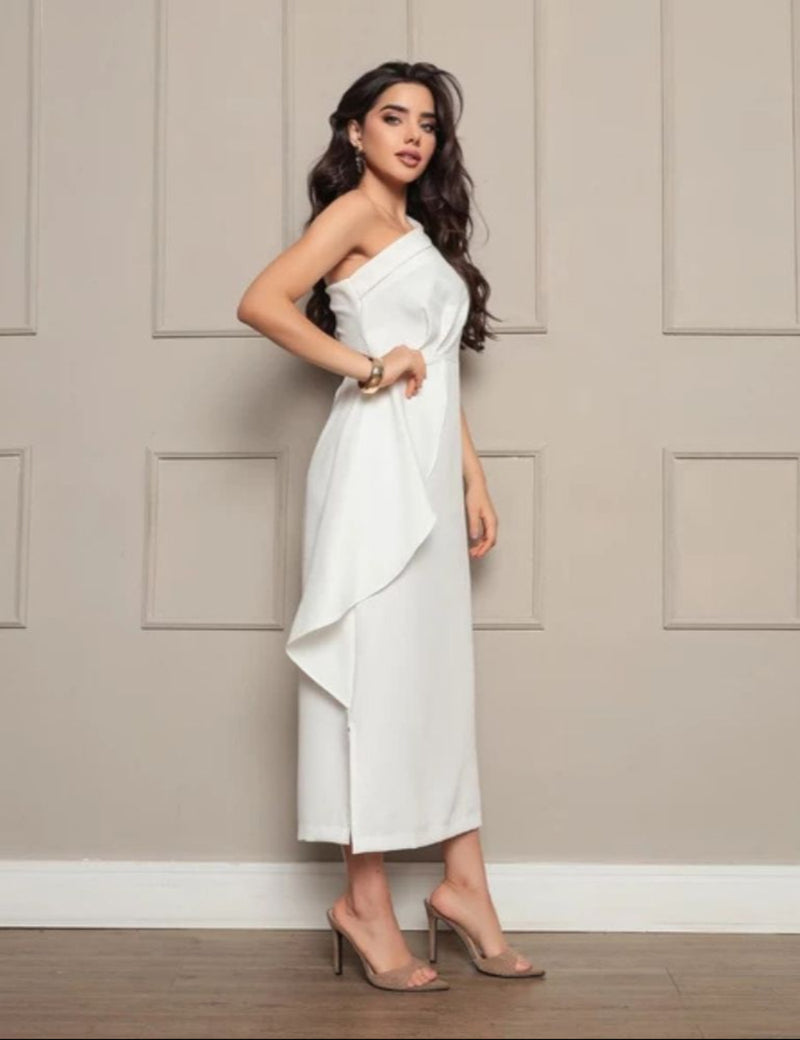 Vestido Longo de Festa Ombro Único com Fenda Lateral em Alfaiataria