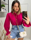 Camisa Social Feminina em Tecido Duna com Botões e Manga Longa Lastex