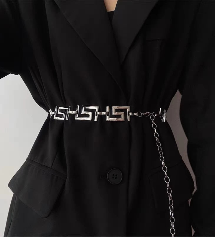 Cinto Feminino de Corrente em Metal Importado nas Cores Dourado e Prata